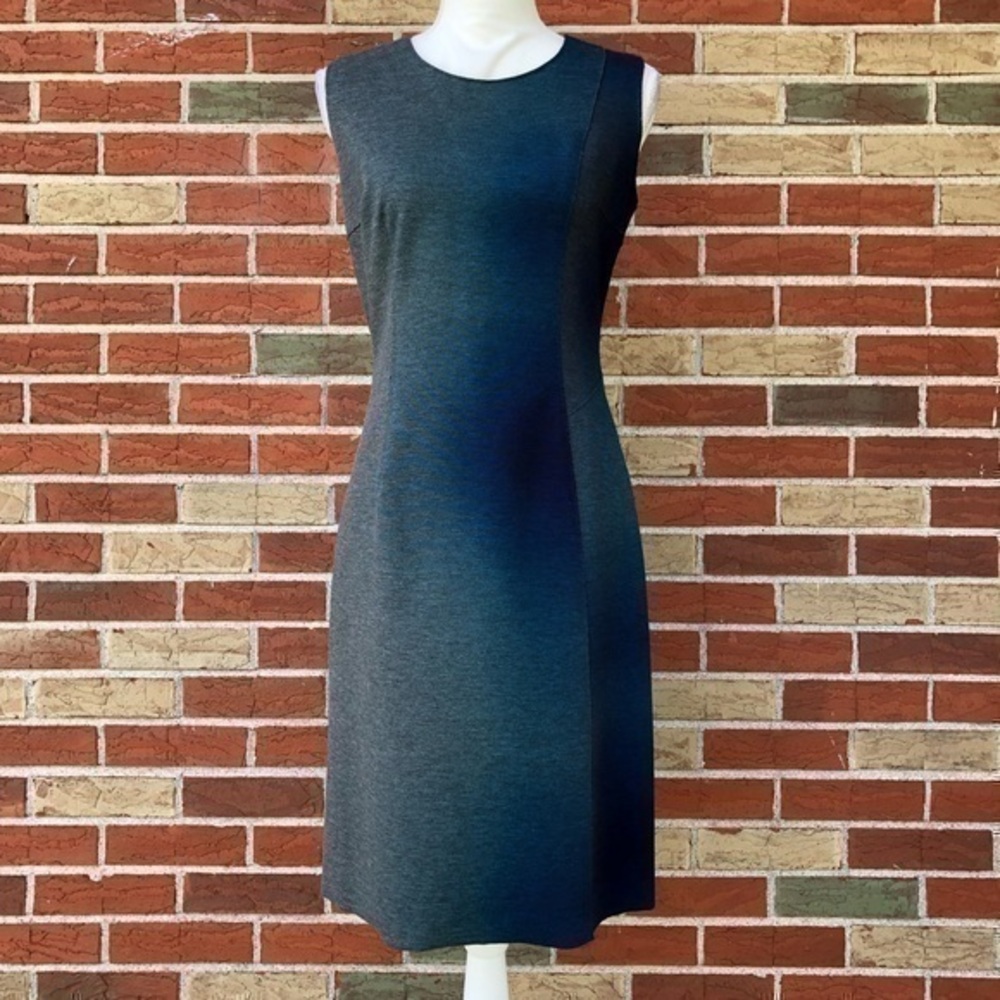 Elie Tahari Ombré Round Neck Blue Gray Sleeveless Sheath Midi Dress 👗